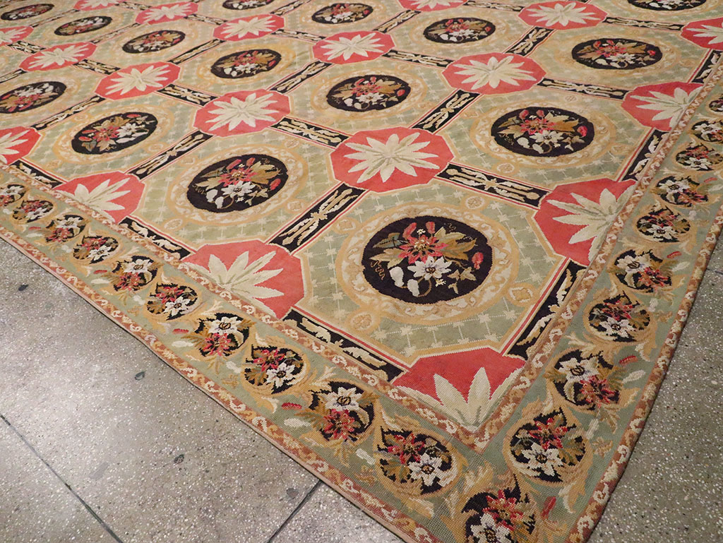 Antique English Needlepoint Carpet, No.10328 - Gss