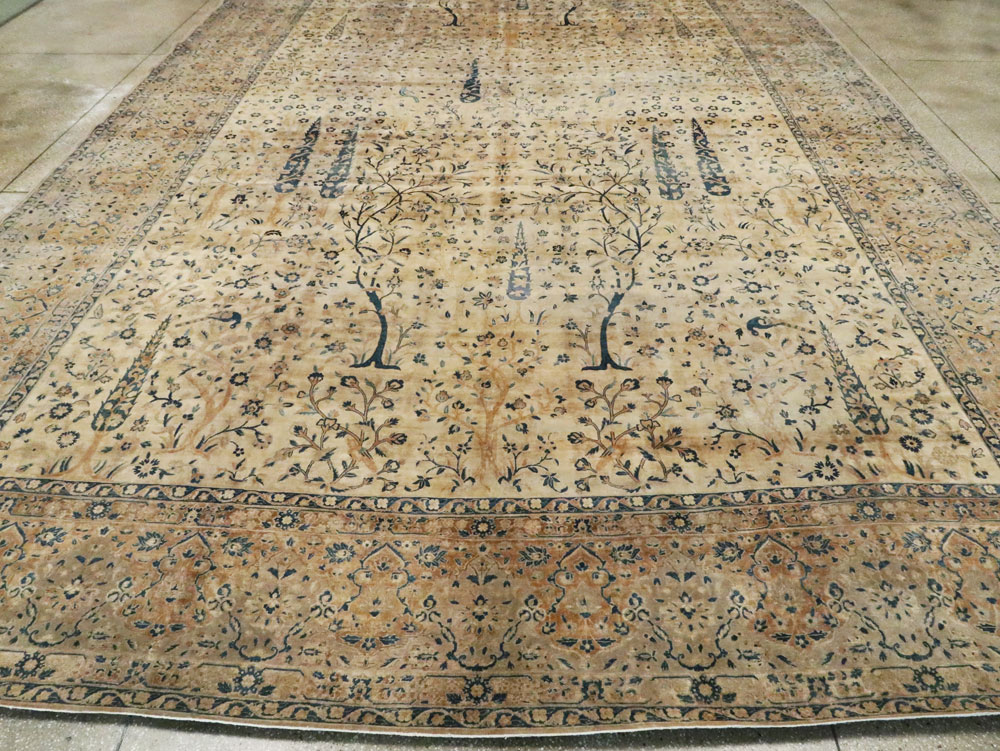 Antique Persian Lavar Kerman Carpet, No.10404 - Gss