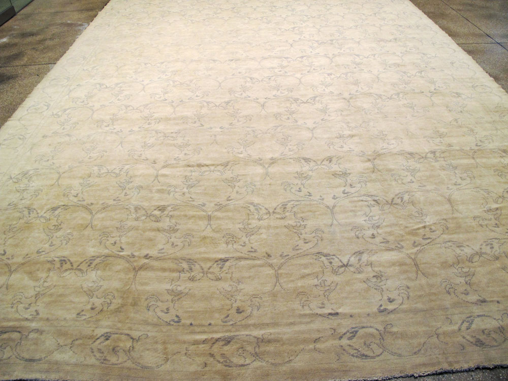 A Cuenca Carpet, No.10434 - Gss