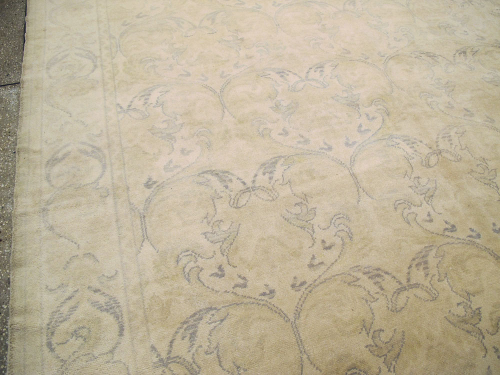 A Cuenca Carpet, No.10434 - Gss