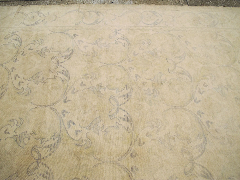 A Cuenca Carpet, No.10434 - Gss