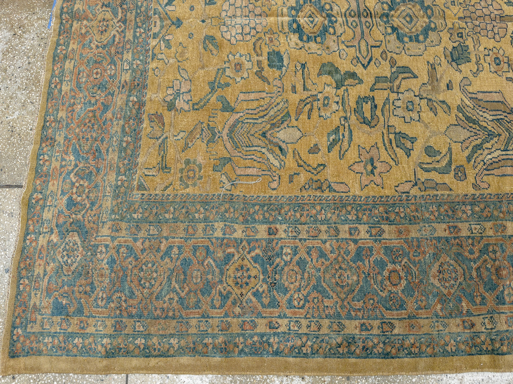 Antique Persian Mahal Gallery Carpet, No.10437 - Gss