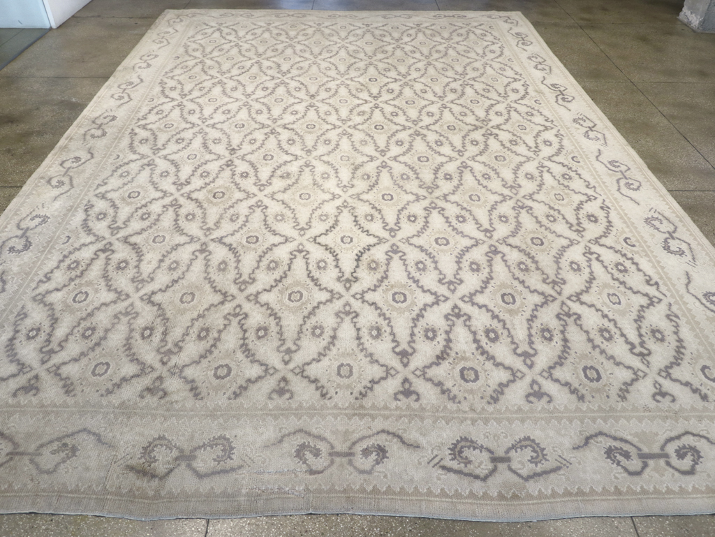 A Cuenca Carpet, No.10464 - Gss
