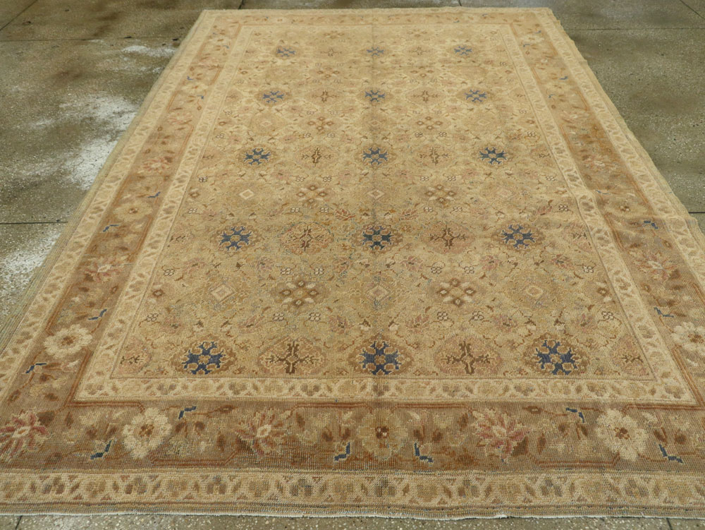 An Oushak Carpet, No.10630 - Gss