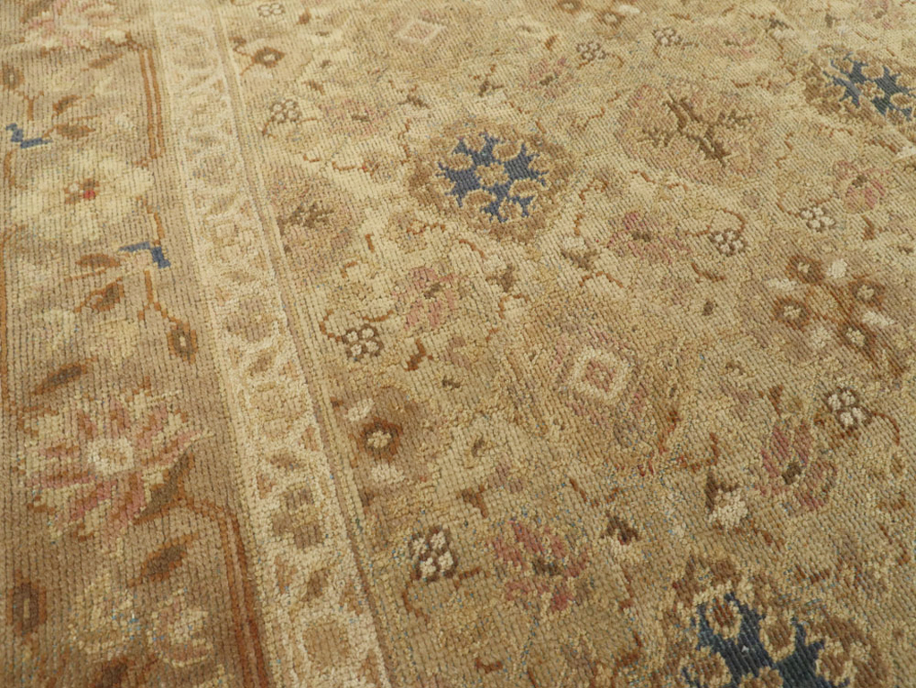 An Oushak Carpet, No.10630 - Gss