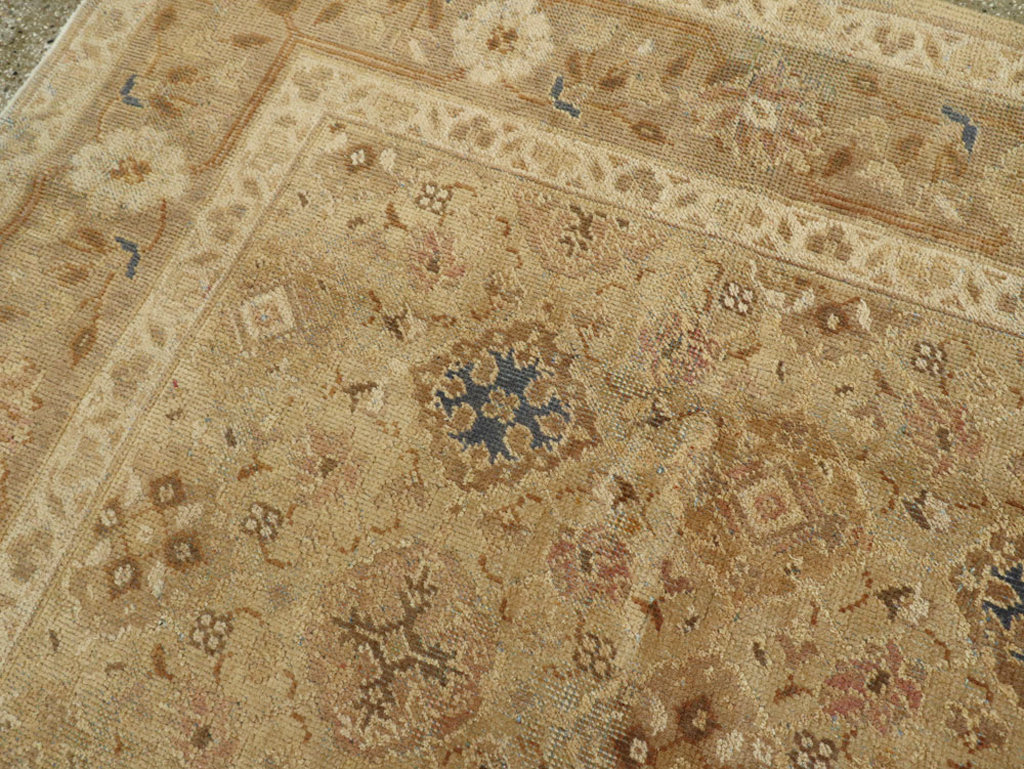 An Oushak Carpet, No.10630 - Gss