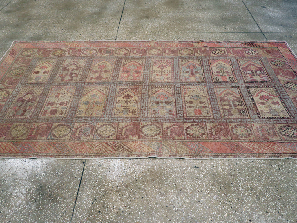 Antique East Turkestan Khotan Gallery Carpet, No.10772 - Gss