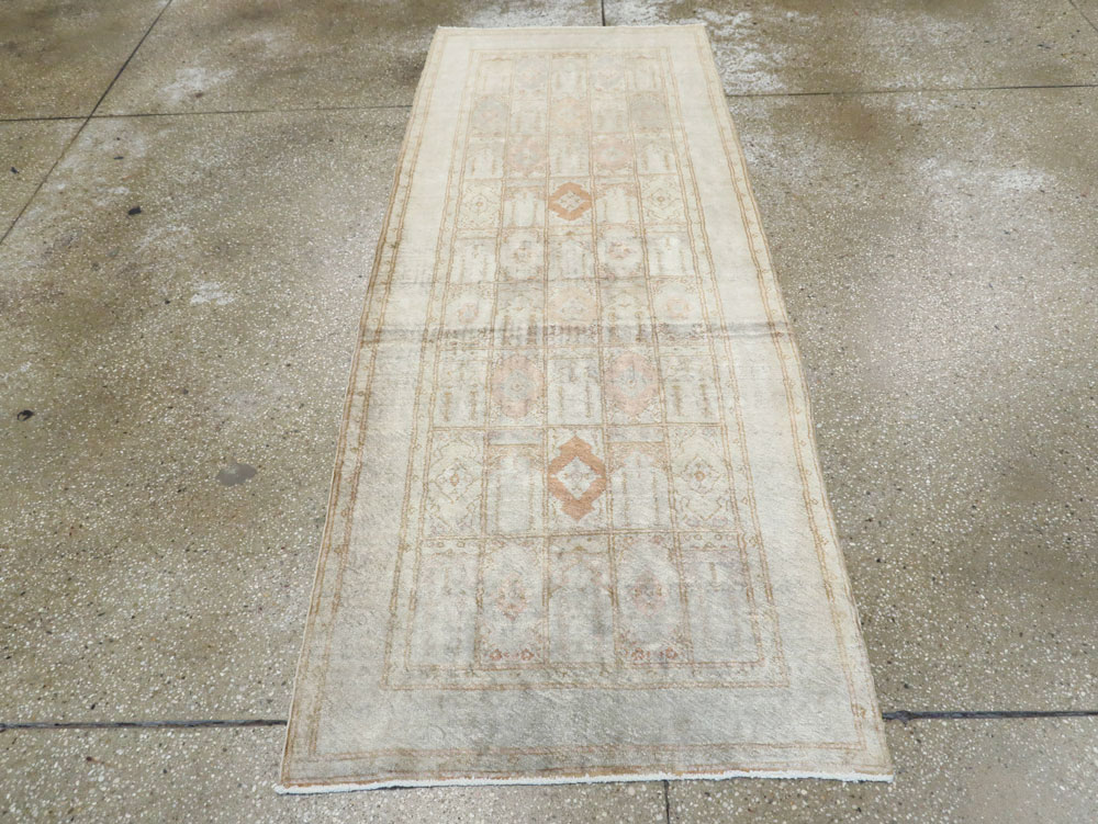 A Sivas Carpet, No.10789 - Gss