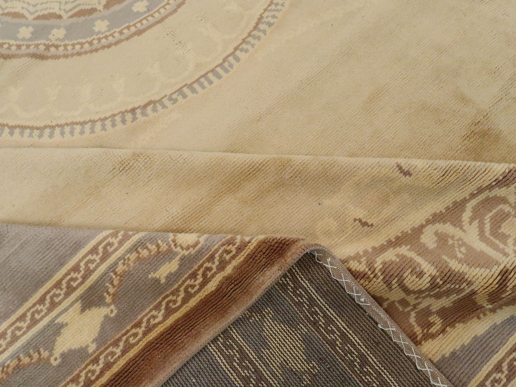 Antique European Savonnerie Carpet, No.10832 - Gss