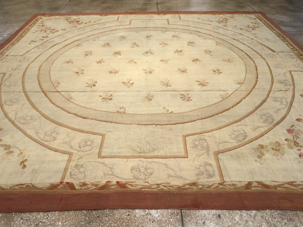 Antique French Aubusson Carpet, No.10892 - Gss