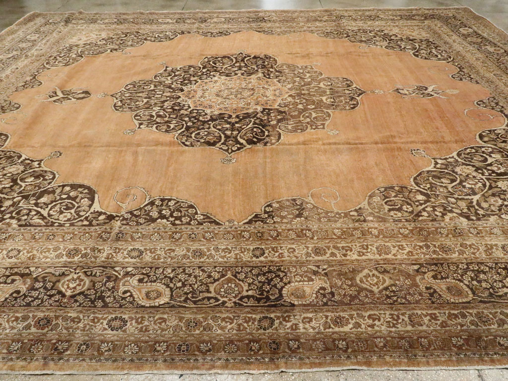 A Tabriz Carpet, No.10910 - Gss