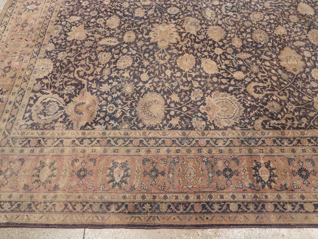 Antique Indian Lahore Room Size Carpet, No.11284 - Gss