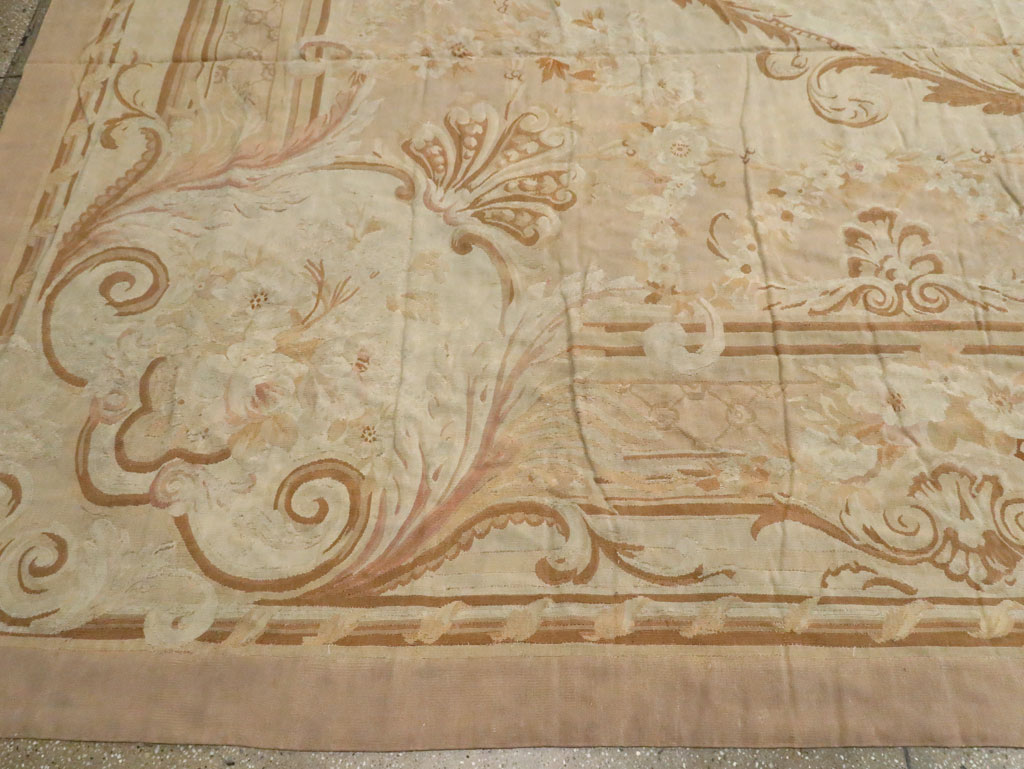 Antique French Aubusson Carpet, No.11290 - Gss