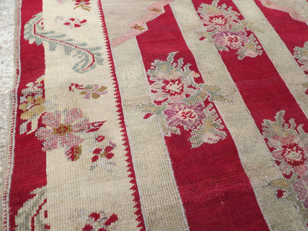Antique Turkish Ghiordes Throw Rug, No.11327 - Gss
