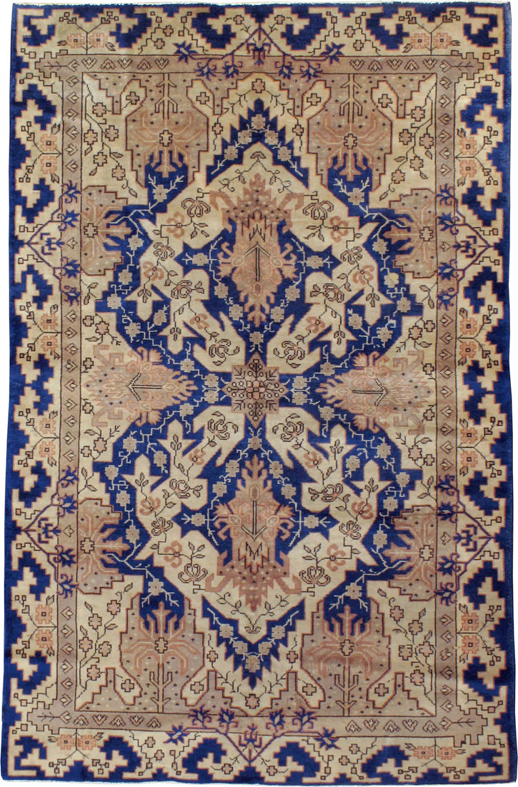 Vintage Indian Lahore Carpet, No.11345 - Gss