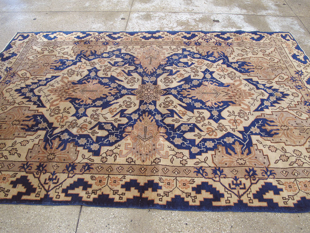 Vintage Indian Lahore Carpet, No.11345 - Gss