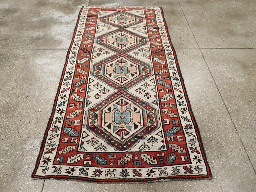 Antique Persian Serab Gallery Rug, No.11459 - Gss