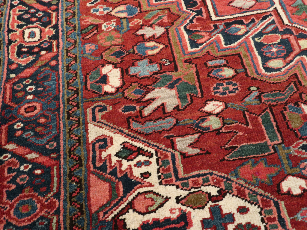 Vintage Persian Heriz Carpet, No.11529 - Gss