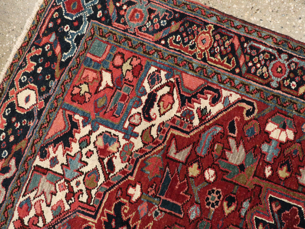 Vintage Persian Heriz Carpet, No.11529 - Gss