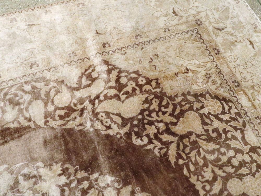 Vintage Persian Tabriz Carpet, No.11675 - Gss