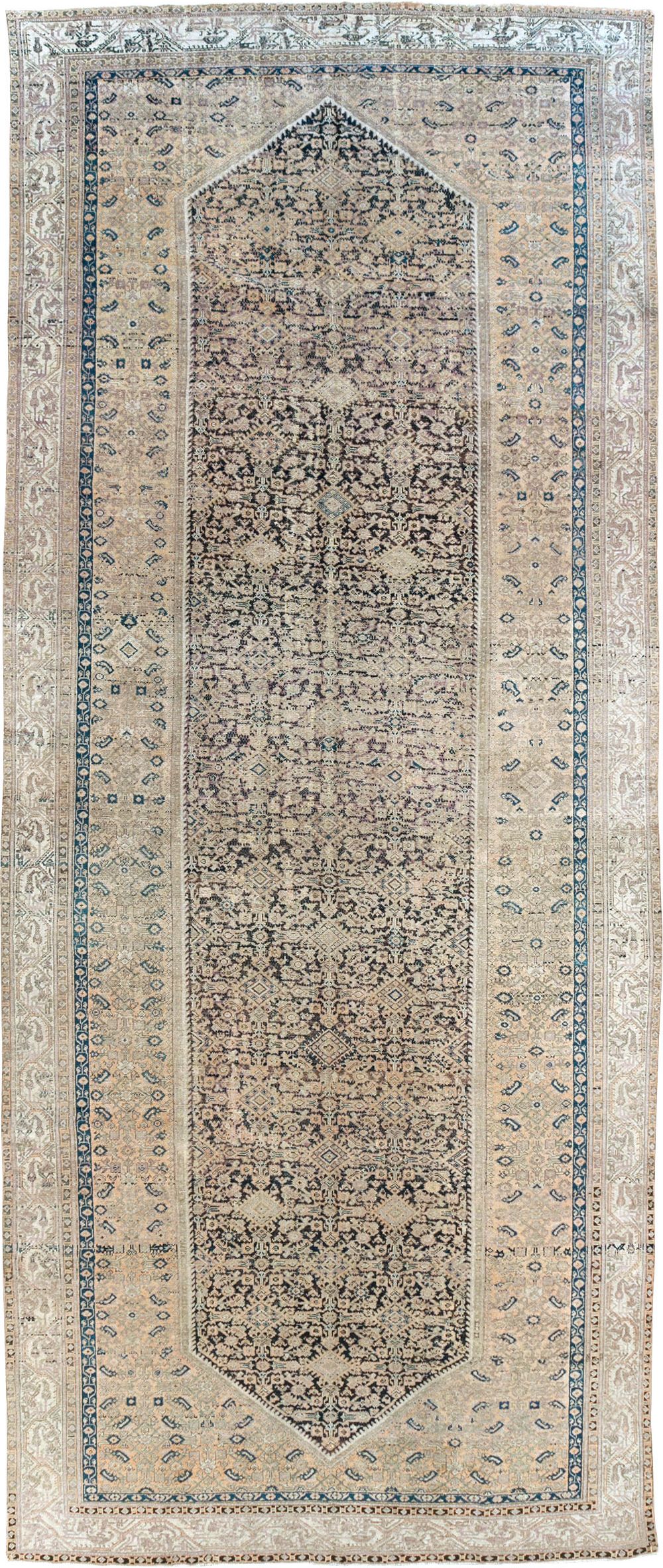 Antique Persian Malayer Gallery Carpet, No.11685 - Gss