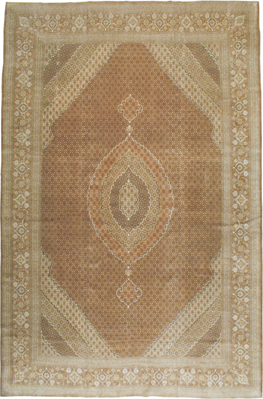 Vintage Persian Tabriz Carpet, No.11740 - Gss
