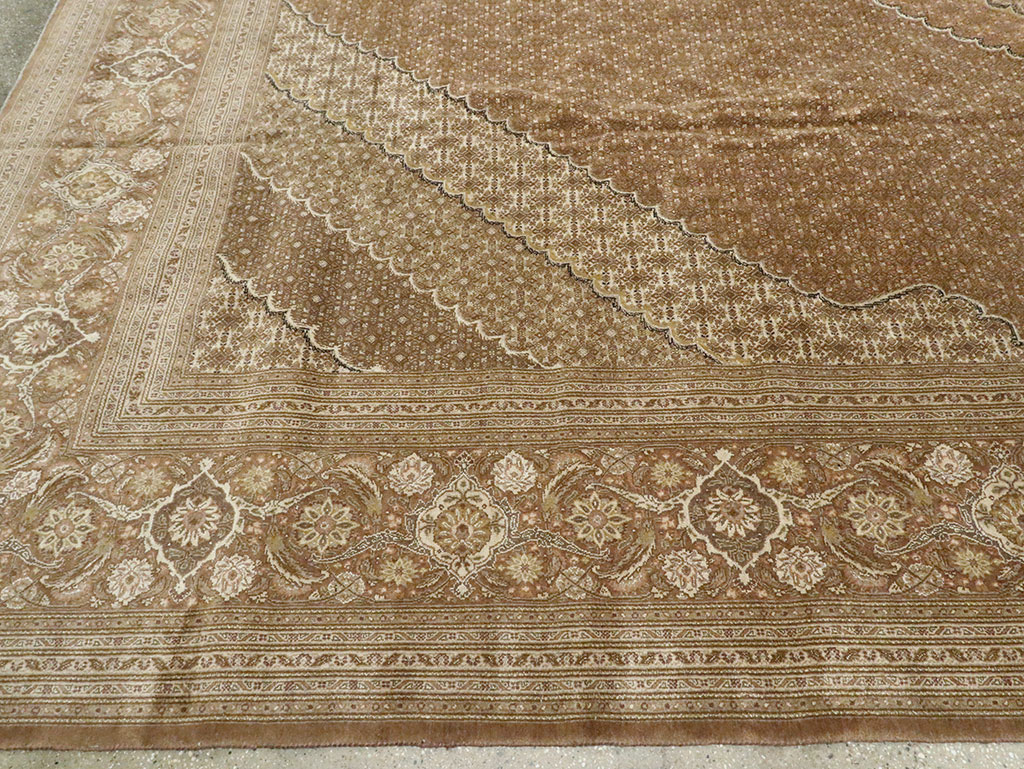 Vintage Persian Tabriz Carpet, No.11740 - Gss