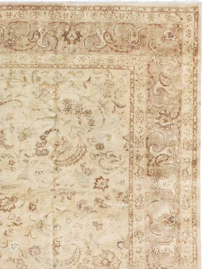 Vintage Persian Tabriz Carpet, No.11787 - Gss