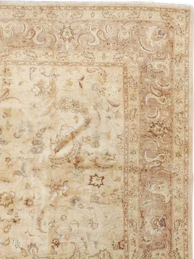 Vintage Persian Tabriz Carpet, No.11787 - Gss