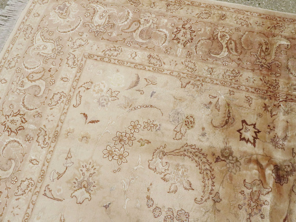 Vintage Persian Tabriz Carpet, No.11787 - Gss