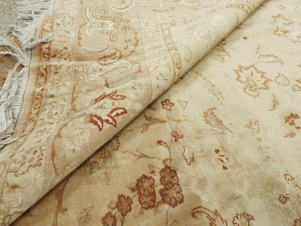 Vintage Persian Tabriz Carpet, No.11787 - Gss