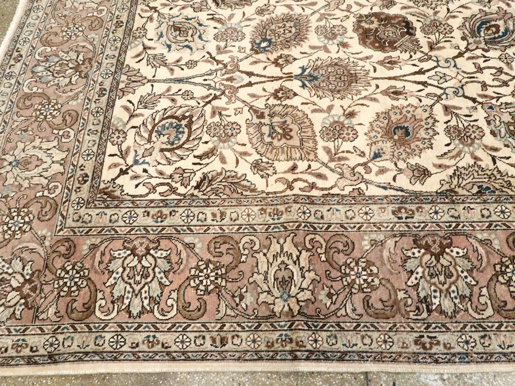 Vintage Persian Tabriz Carpet, No.11792 - Gss