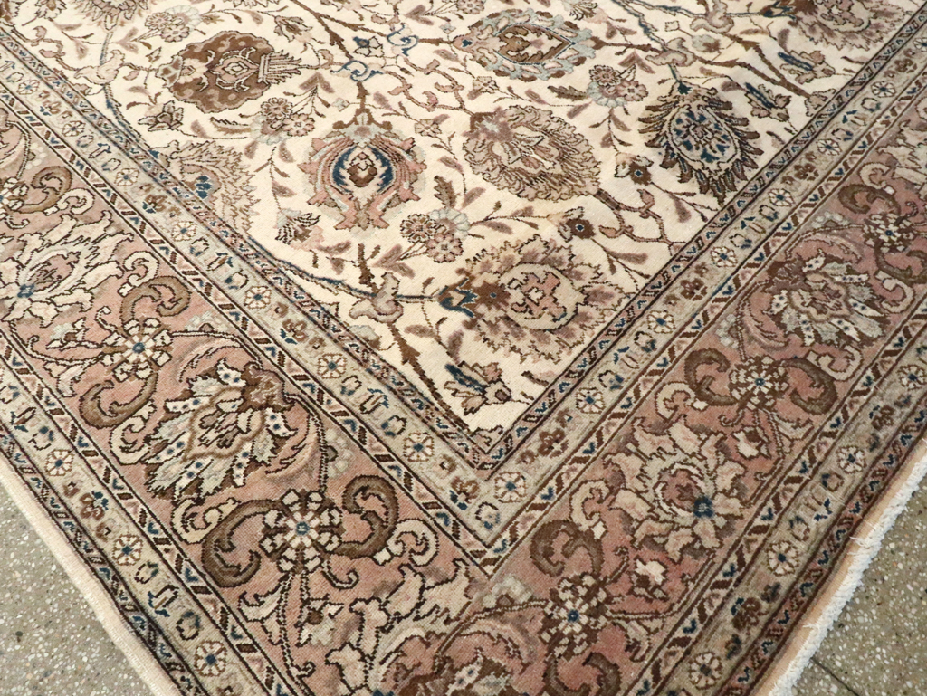 Vintage Persian Tabriz Carpet, No.11792 - Gss