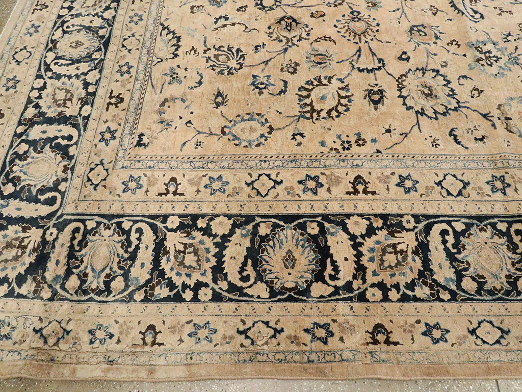 Vintage Persian Mashad Carpet, No.11800 - Gss