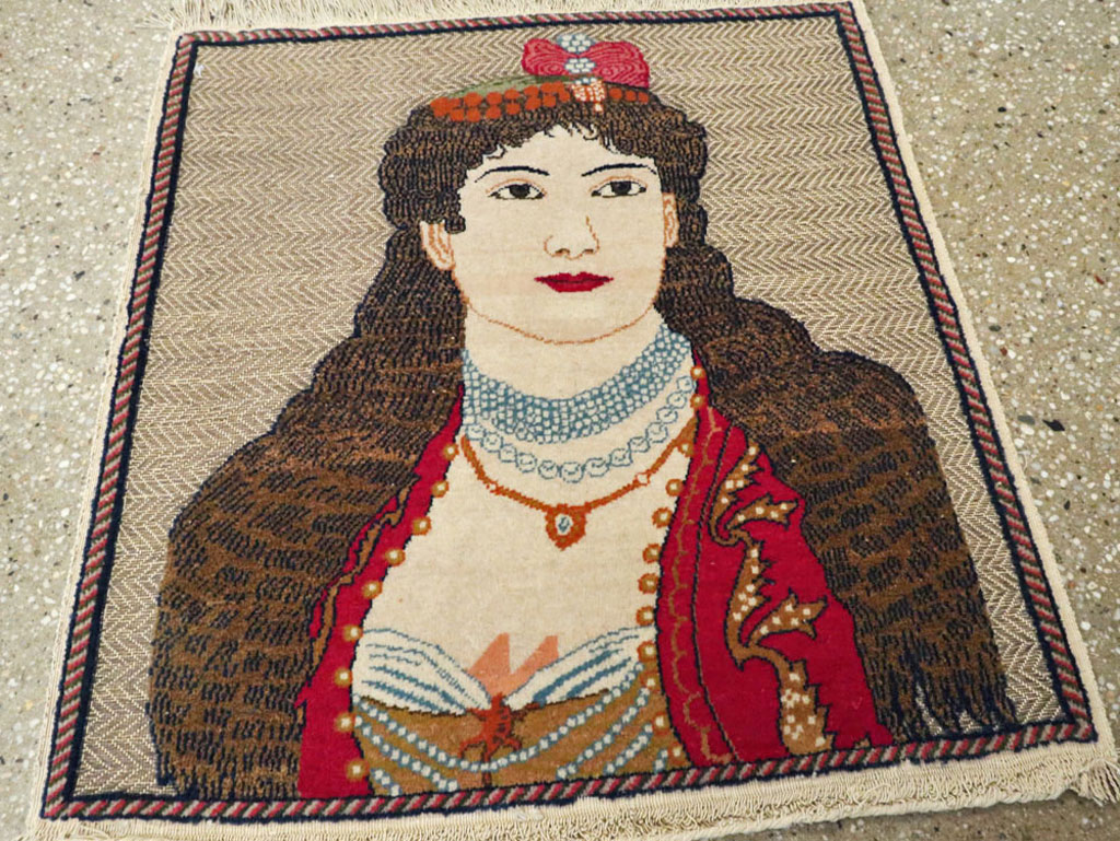 Vintage Persian Tabriz Pictorial Rug, No.11838 - Gss