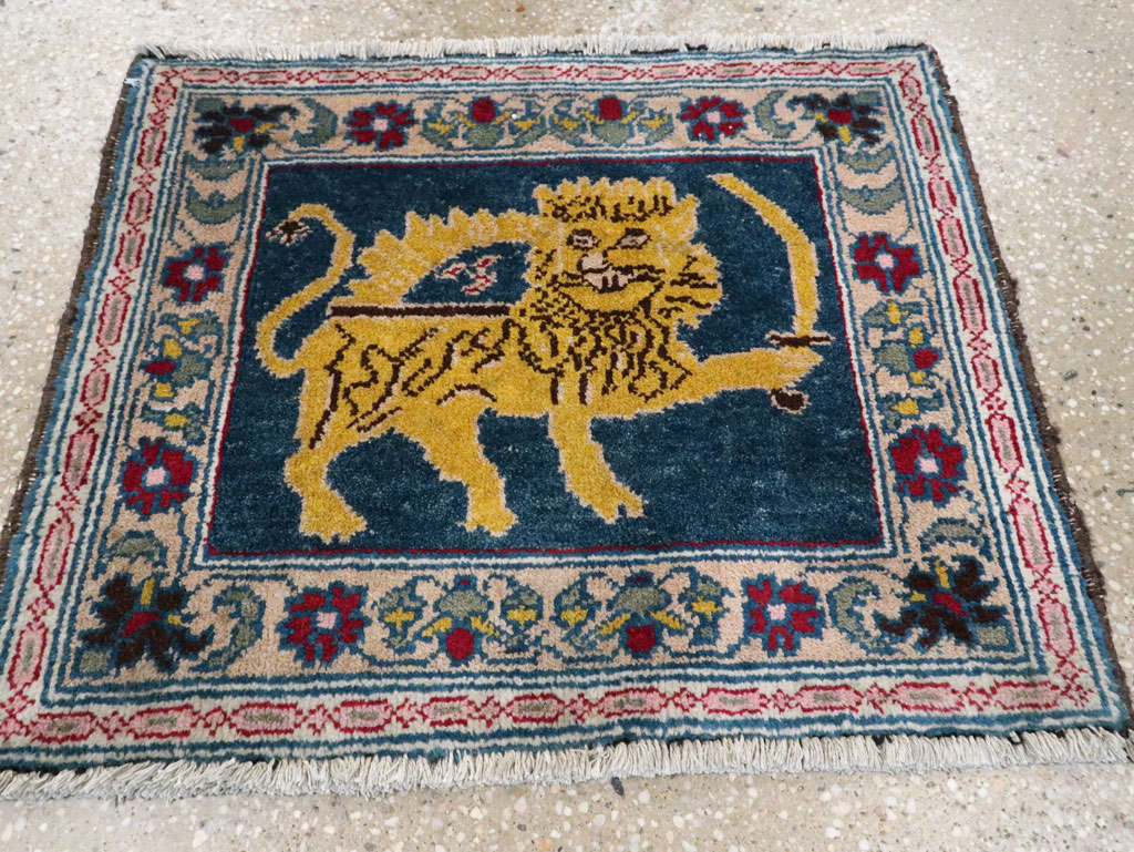 Vintage Persian Hamadan Pictorial Rug, No.11843 - Gss