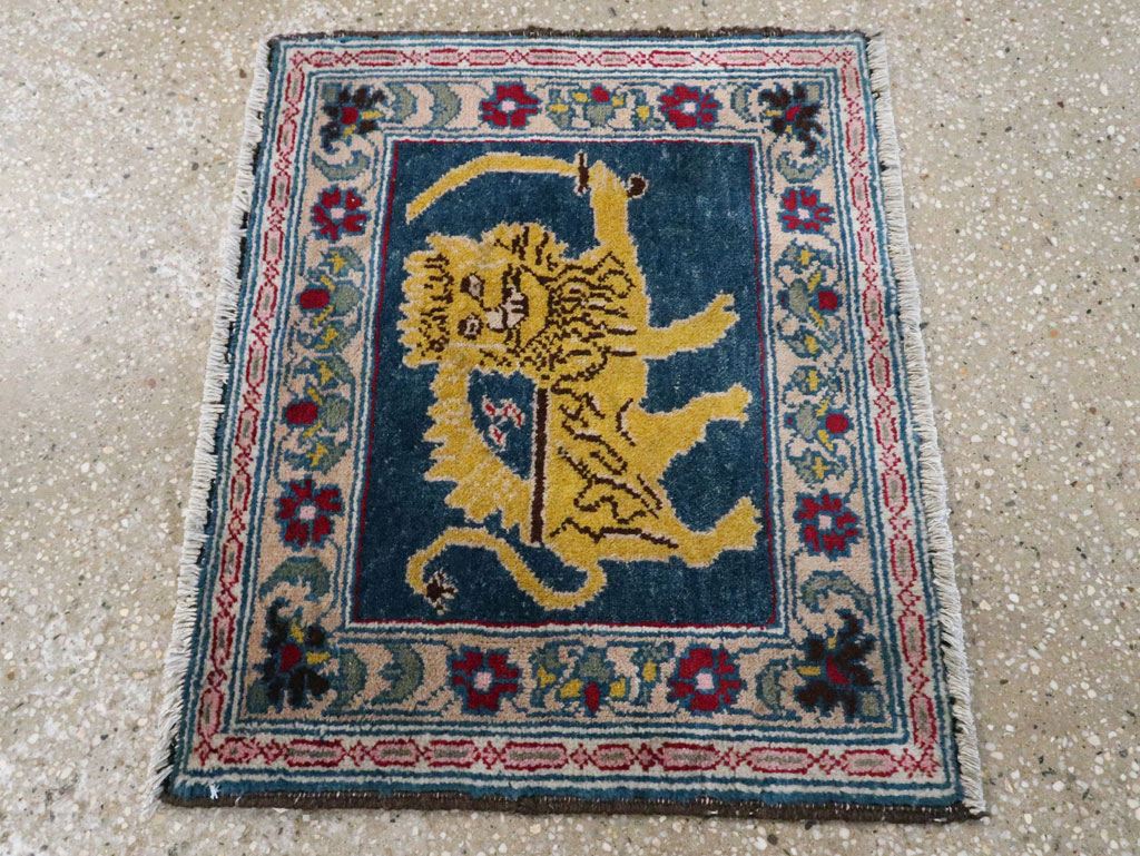 Vintage Persian Hamadan Pictorial Rug, No.11843 - Gss