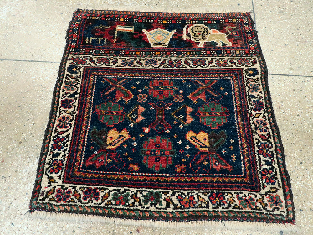 Antique Persian Pictorial Bag Face Rug, No.11845 - Gss