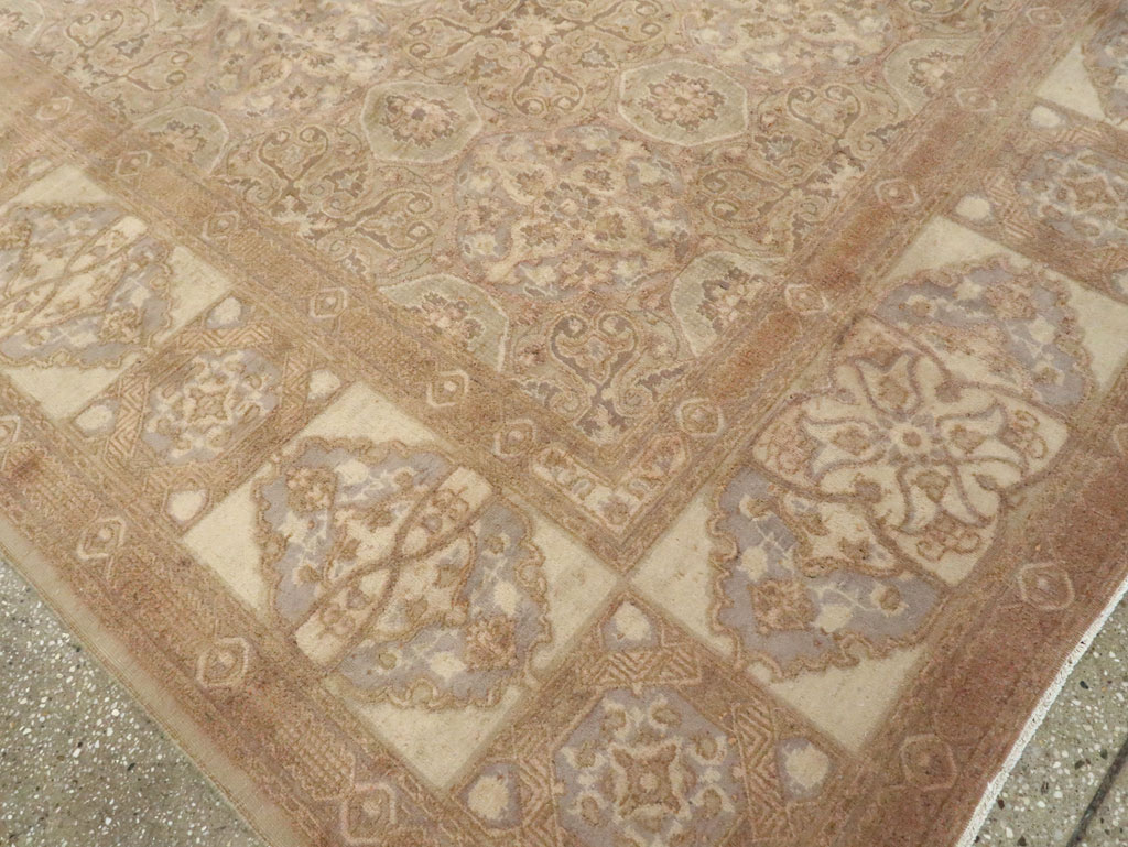 Vintage Tabriz Carpet, No.12077 - Gss