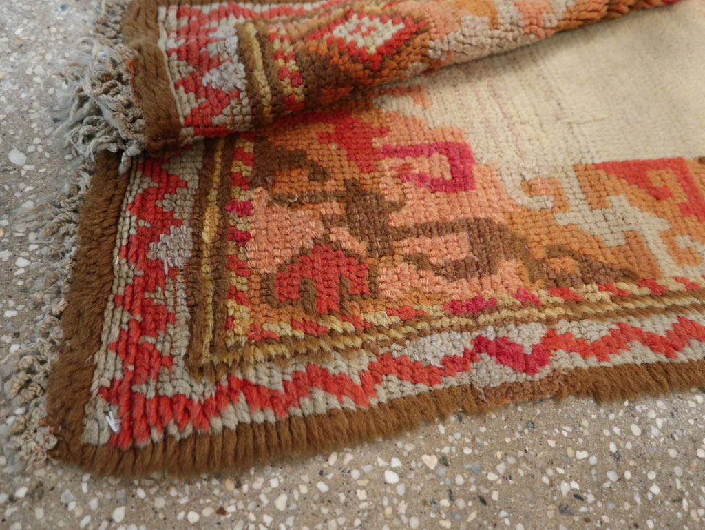 Vintage Continental European Throw Rug, No.12153 - Gss