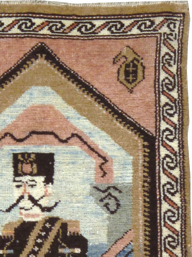 Antique Hamadan Pictorial Rug (Pair: 1 of 2), No.12188 - Gss