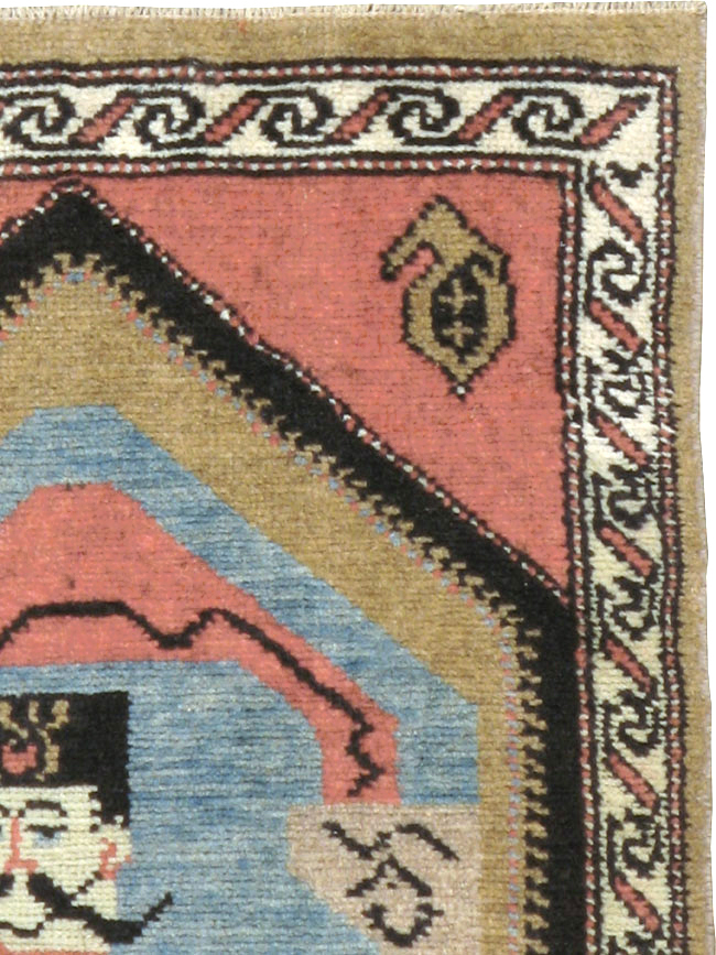 Antique Hamadan Pictorial Rug (Pair: 2 of 2), No.12189 - Gss