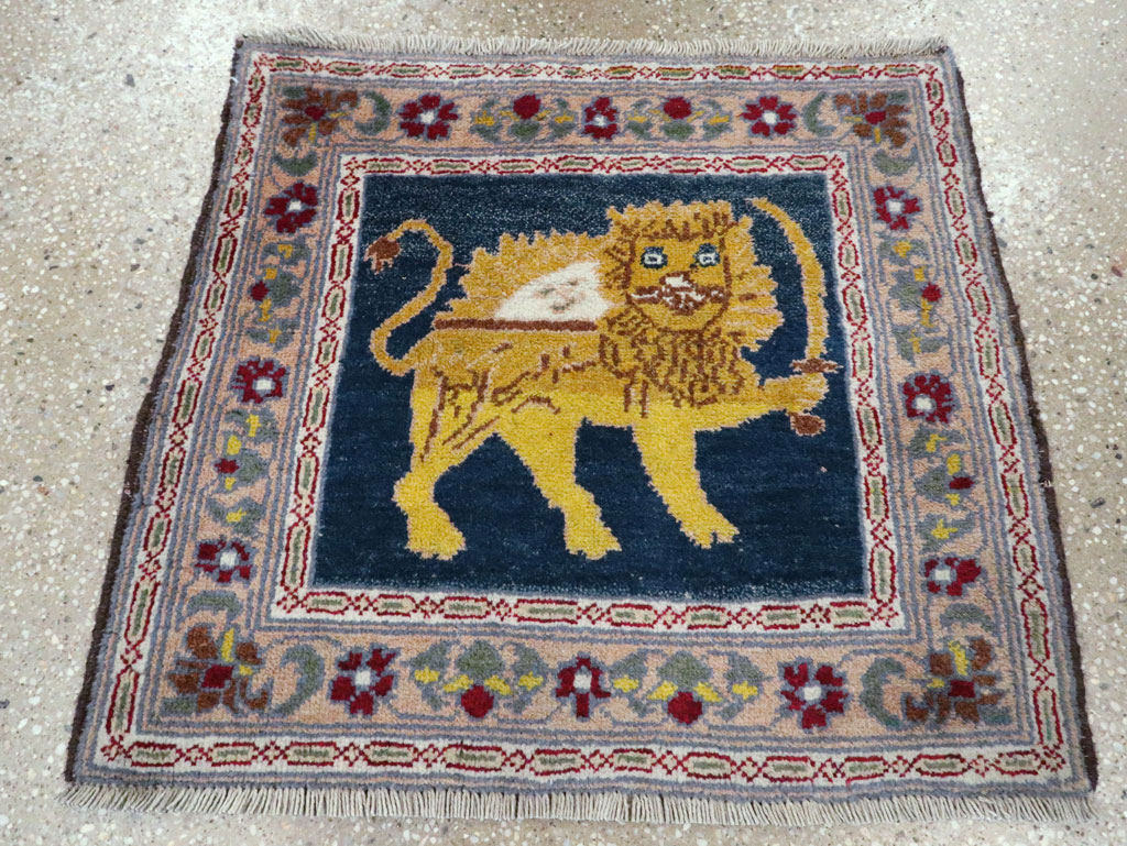 Vintage Persian Hamadan Pictorial Rug, No.12222 - Gss