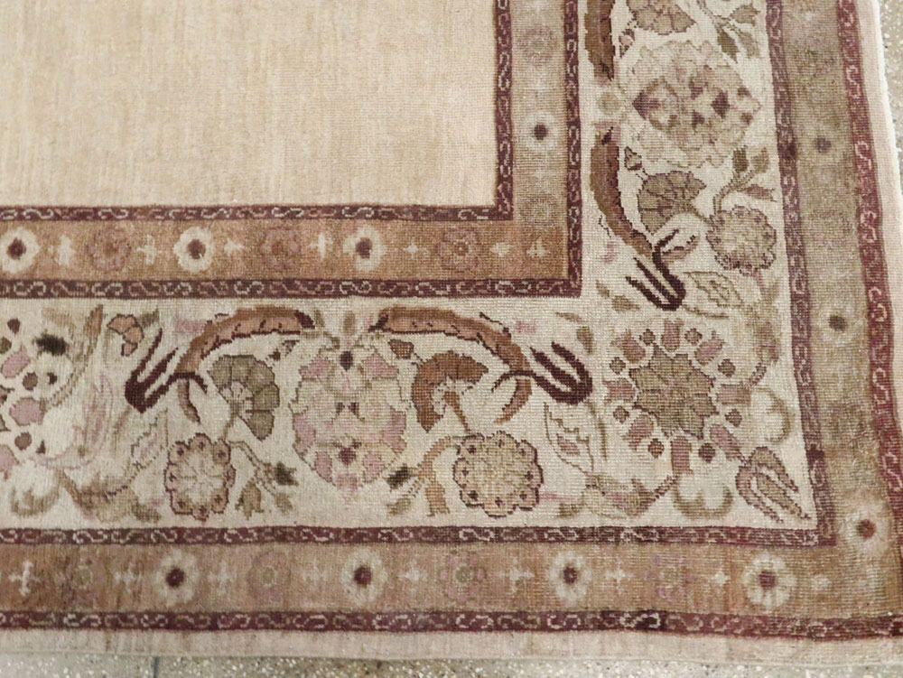 Antique Indian Agra Rug, No.12265 - Gss