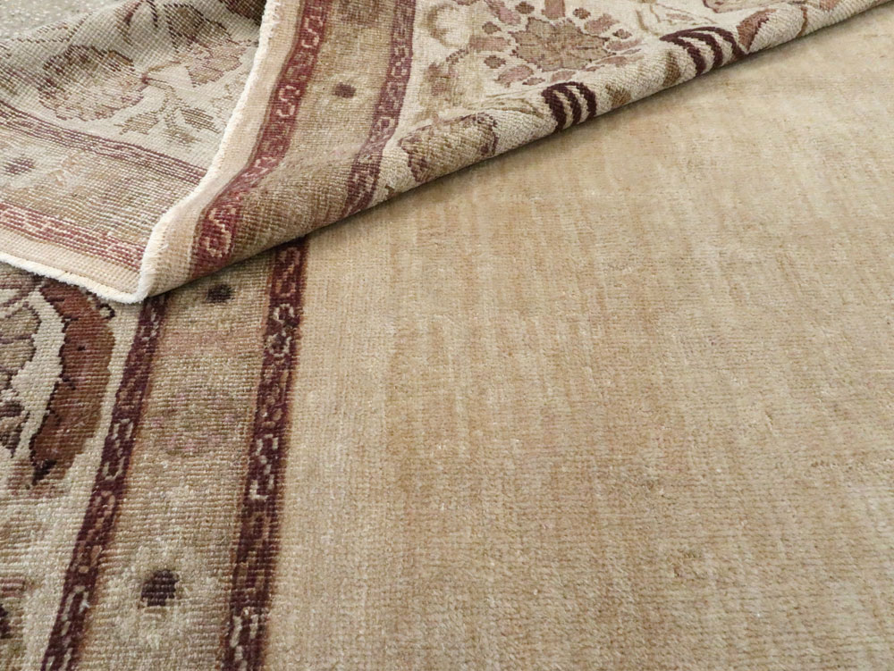 Antique Indian Agra Rug, No.12265 - Gss