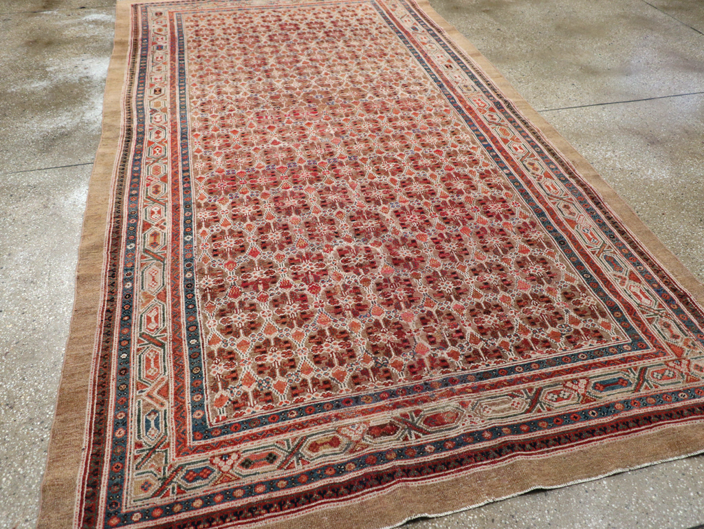 Antique Serab Gallery Rug, No.12371 - Gss