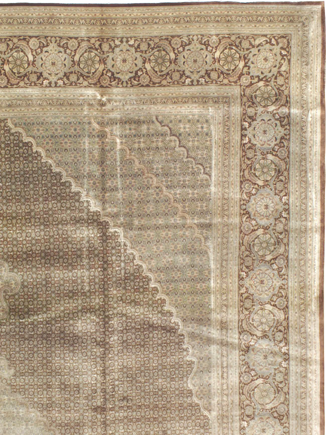 Vintage Persian Tabriz Rug, No.12405 - Gss