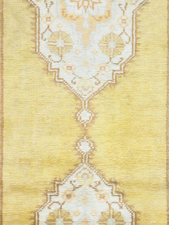 Vintage Turkish Sivas Runner, No.12434 - Gss