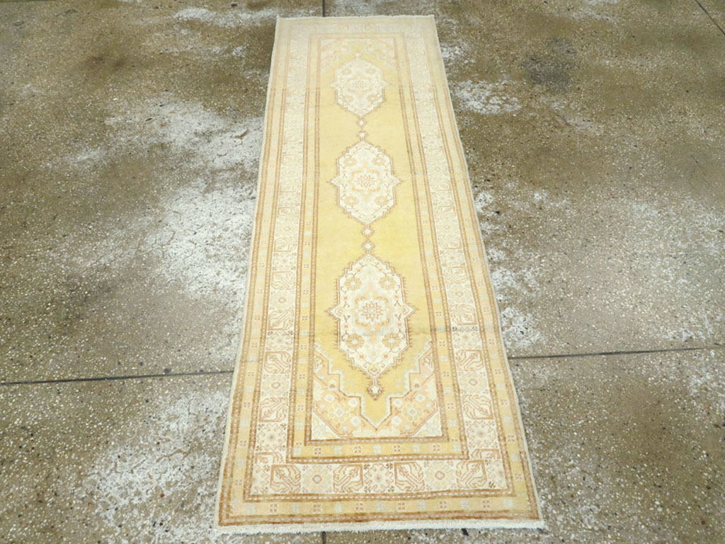 Vintage Turkish Sivas Runner, No.12434 - Gss