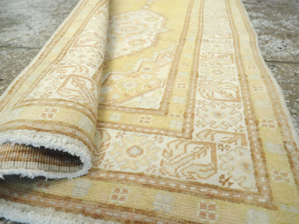 Vintage Turkish Sivas Runner, No.12434 - Gss